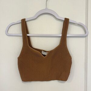 Babaton Ribbed V-Neck Crop Tank Top - Chestnut Brown